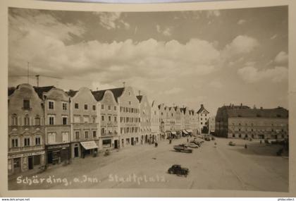 Austria // Photo - AK // Scharding a Inn // Stadt Platz (auto) 1956