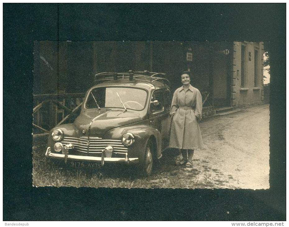 Autriche  Styrie -  Carte photo - Voiture automobile Renault 4CV  devant Gasthaus à Grünhubl