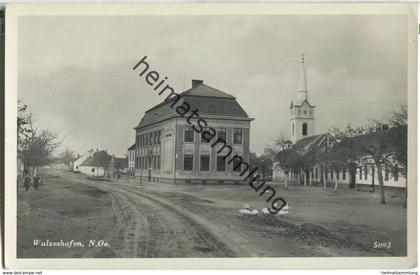 Laa an der Thaya - Wulzeshofen - Volksschule - Foto-Ansichtskarte