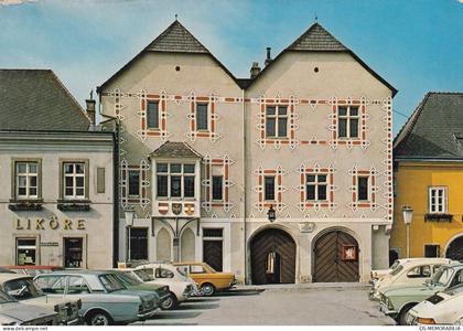 Perchtoldsdorf - Rathaus , Porsche 1975