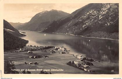 Österreich - PERTISAU (T) Blick gegen Scholastika