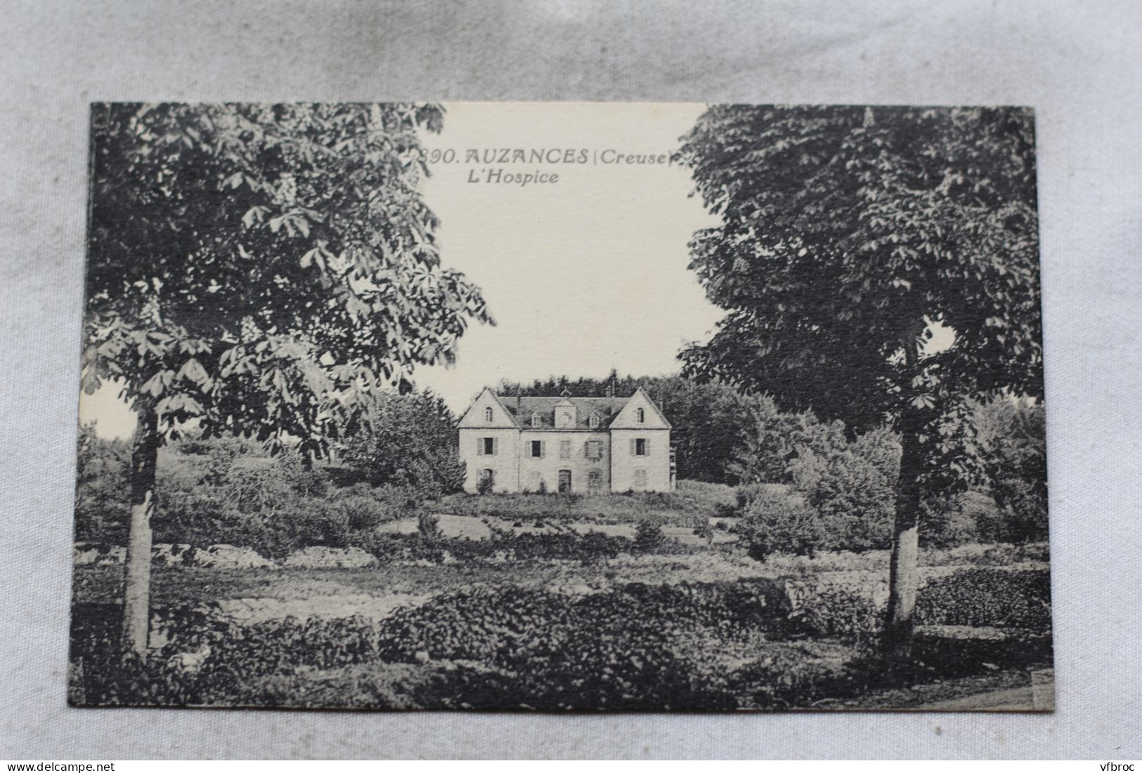 Auzances, l'hospice, Creuse 23