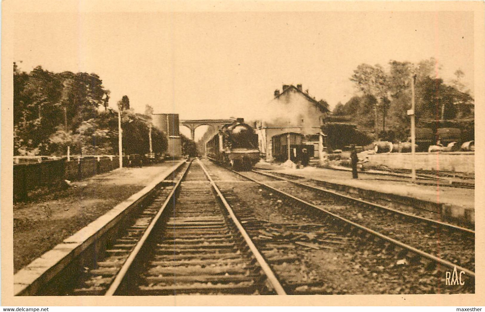 AUZANCES la  gare