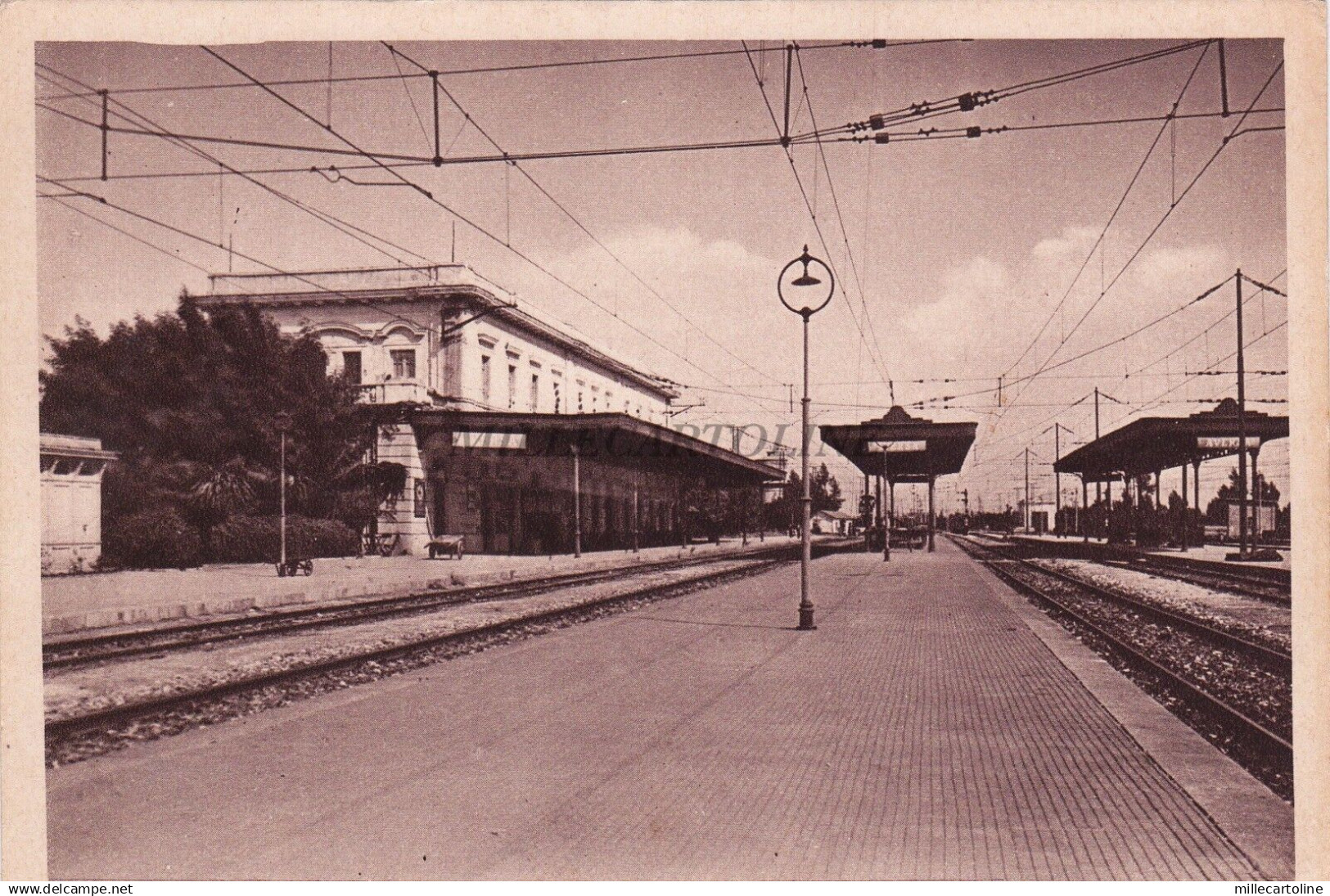 AVERSA - Stazione Centrale, interno con pensiline 2