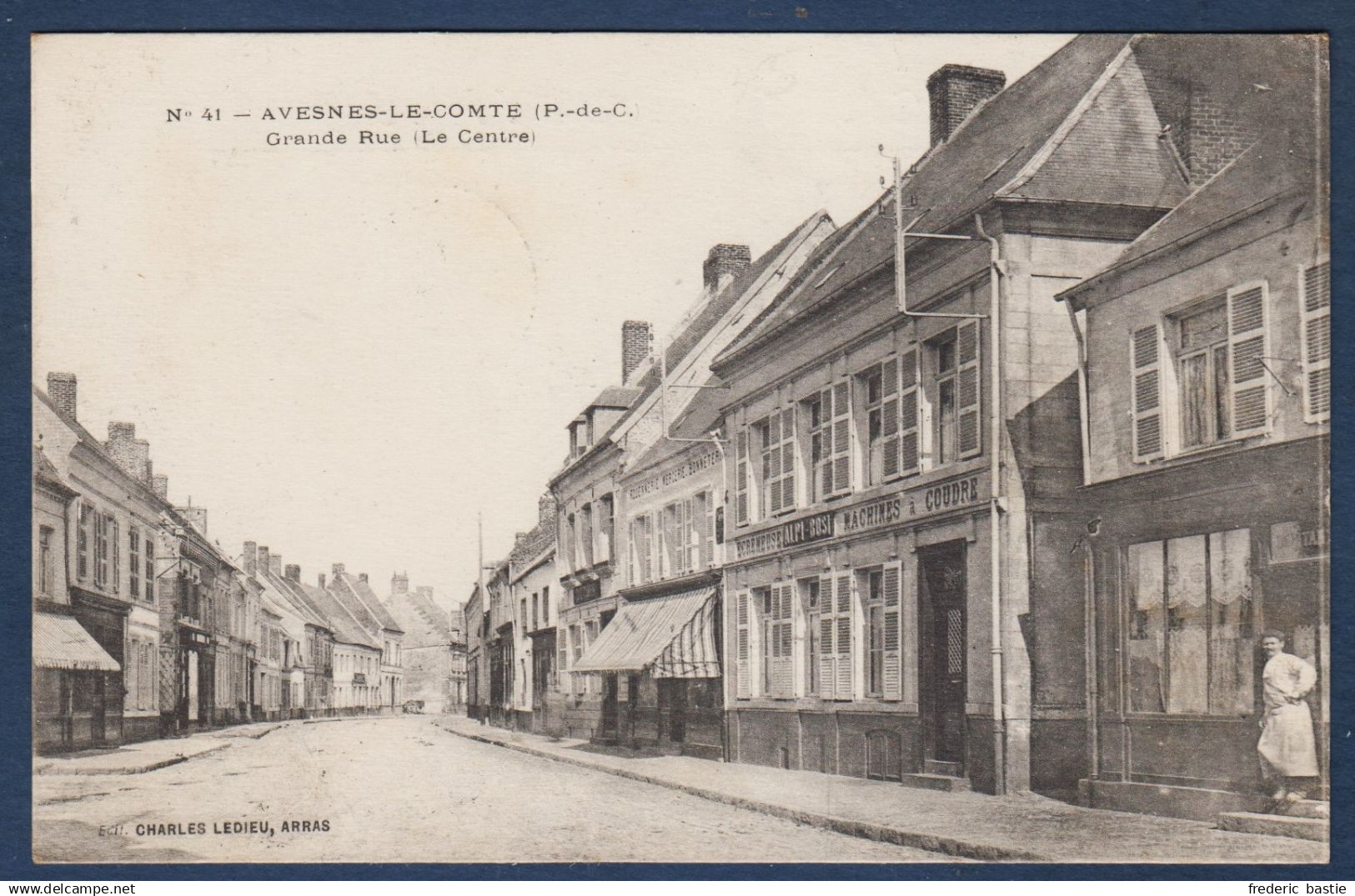 AVESNES LE COMTE