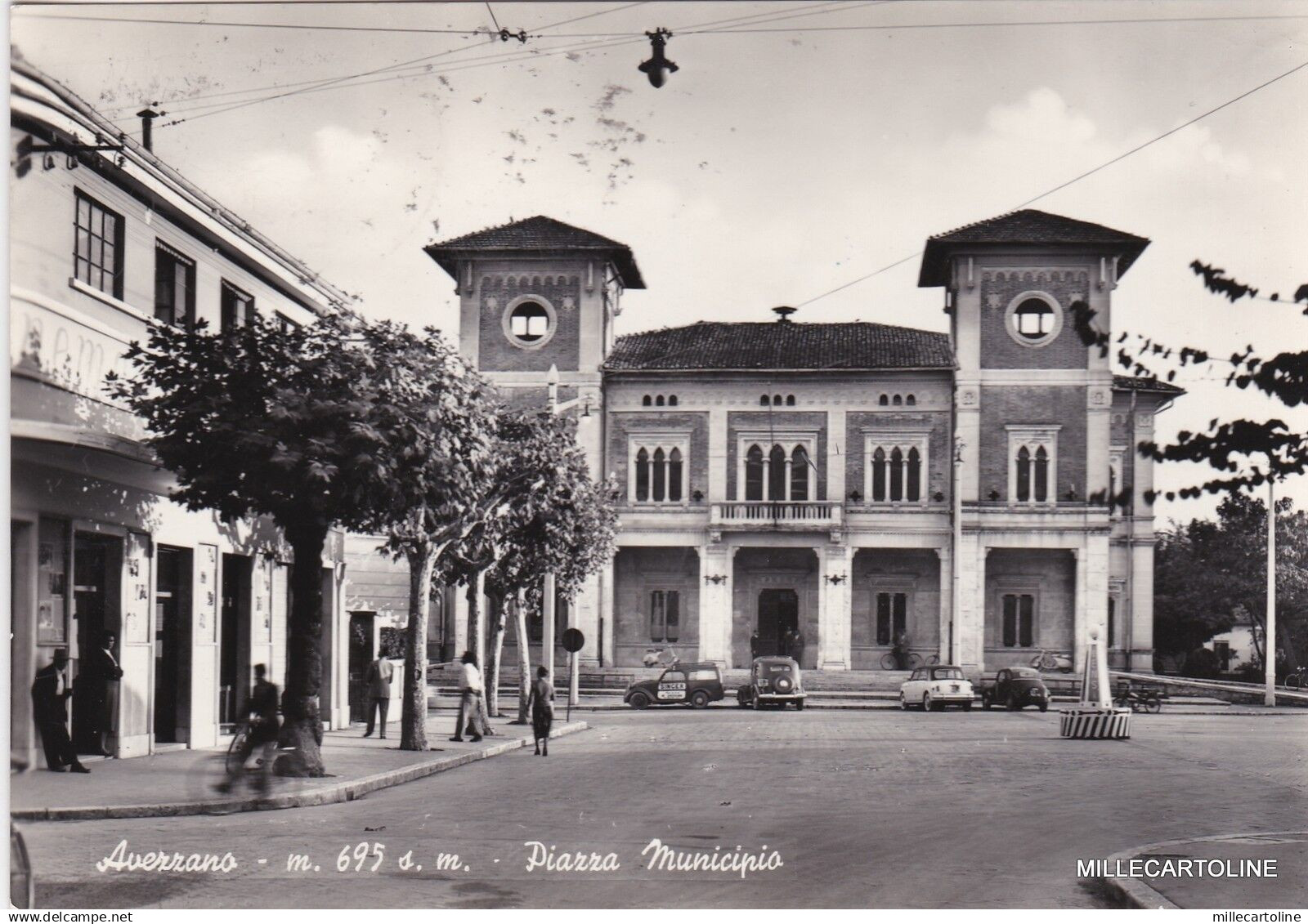 # AVEZZANO: PIAZZA  MUNICIPIO  1959