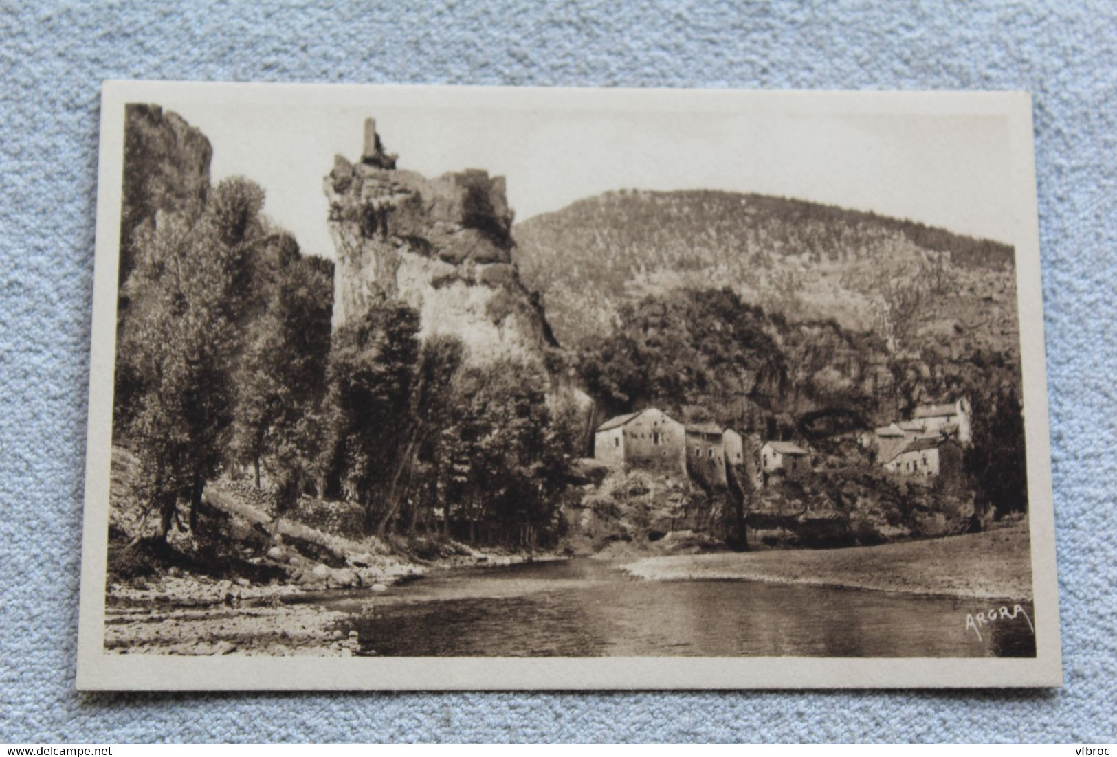 B990, Castelbouc, gorges du Tarn, Lozère 48