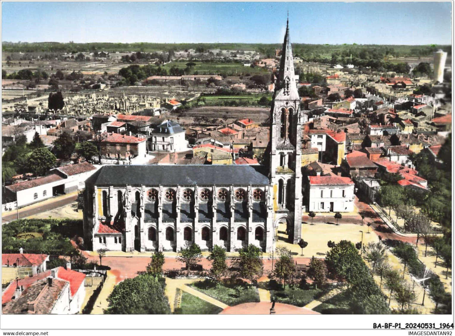 BA-BFP1-0983-33 - LESPARRE-MEDOC - L'église