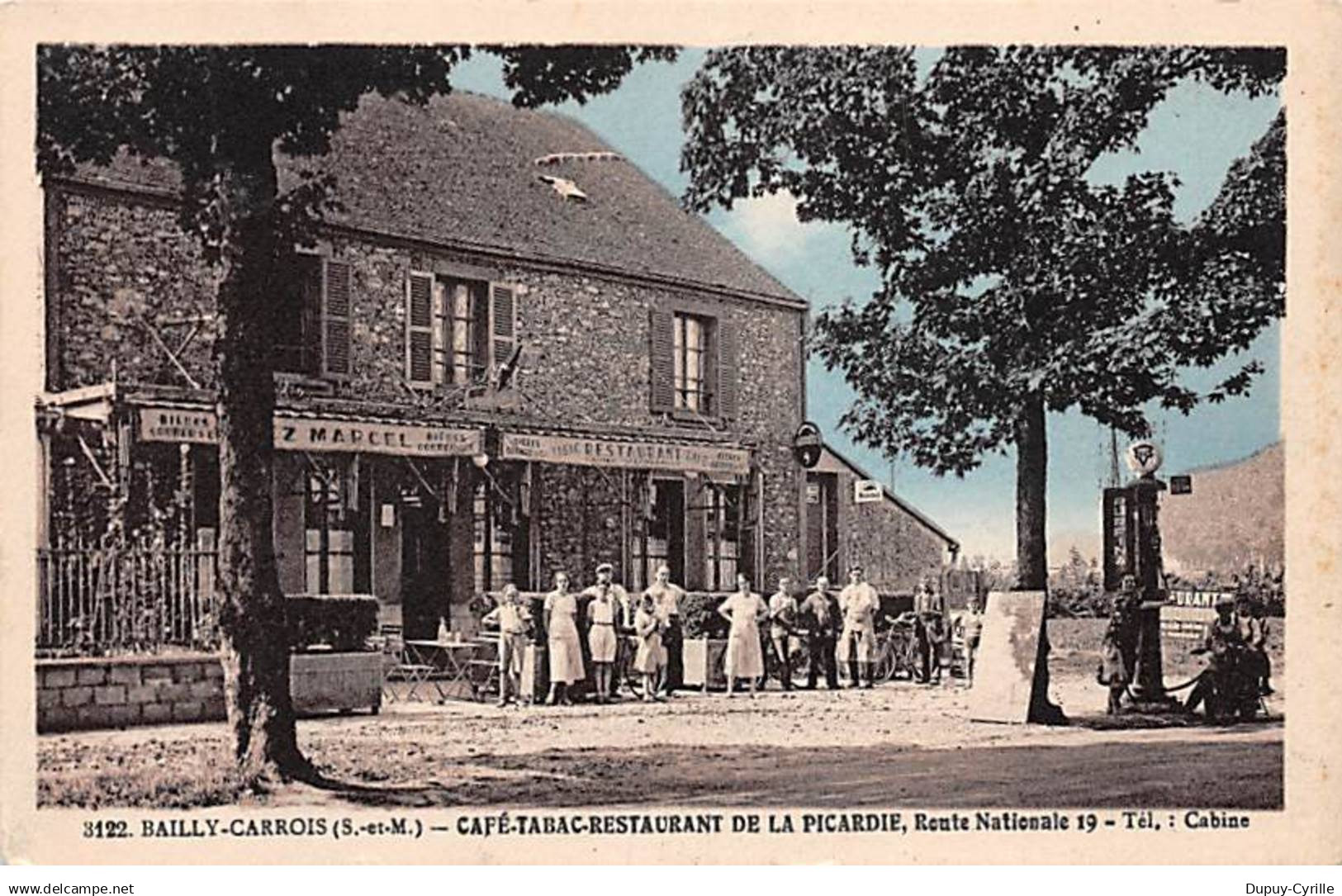 BAILLY CARROIS - Café Tabac Restaurant de la Picardie - très bon état