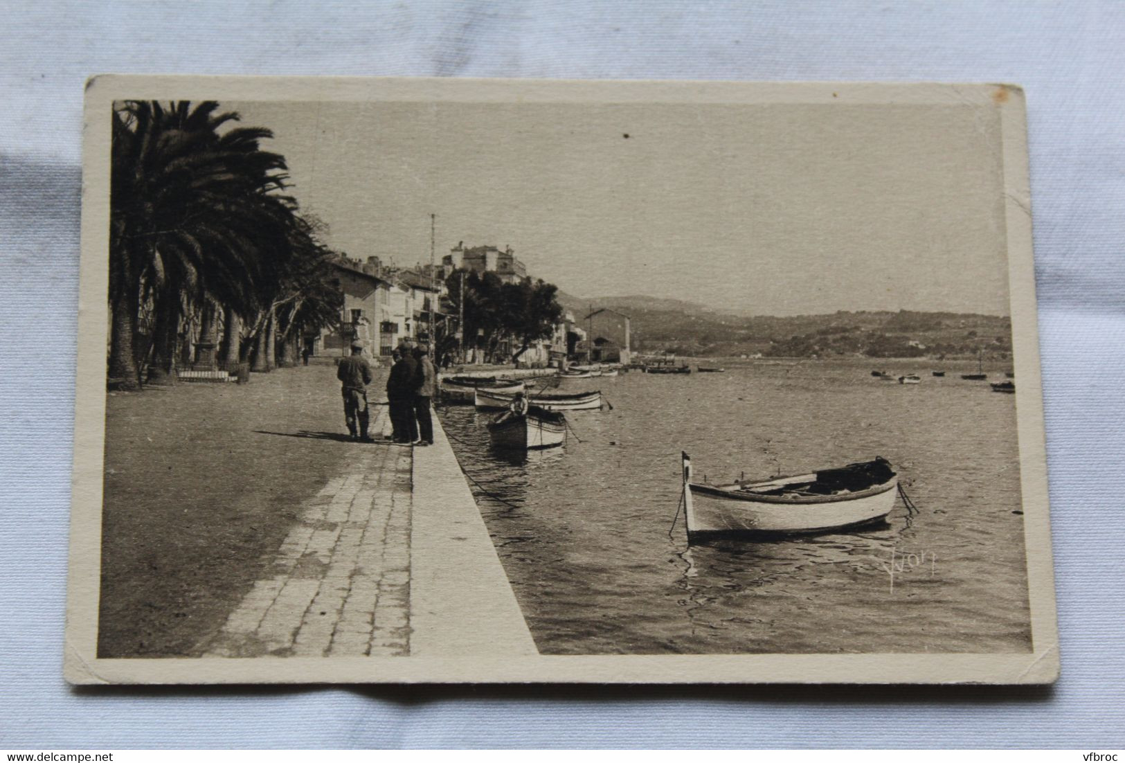 Bandol, quai du port, Var 83