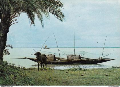 Bangladesh - The vast river & fishing boats 1982 nice stamps