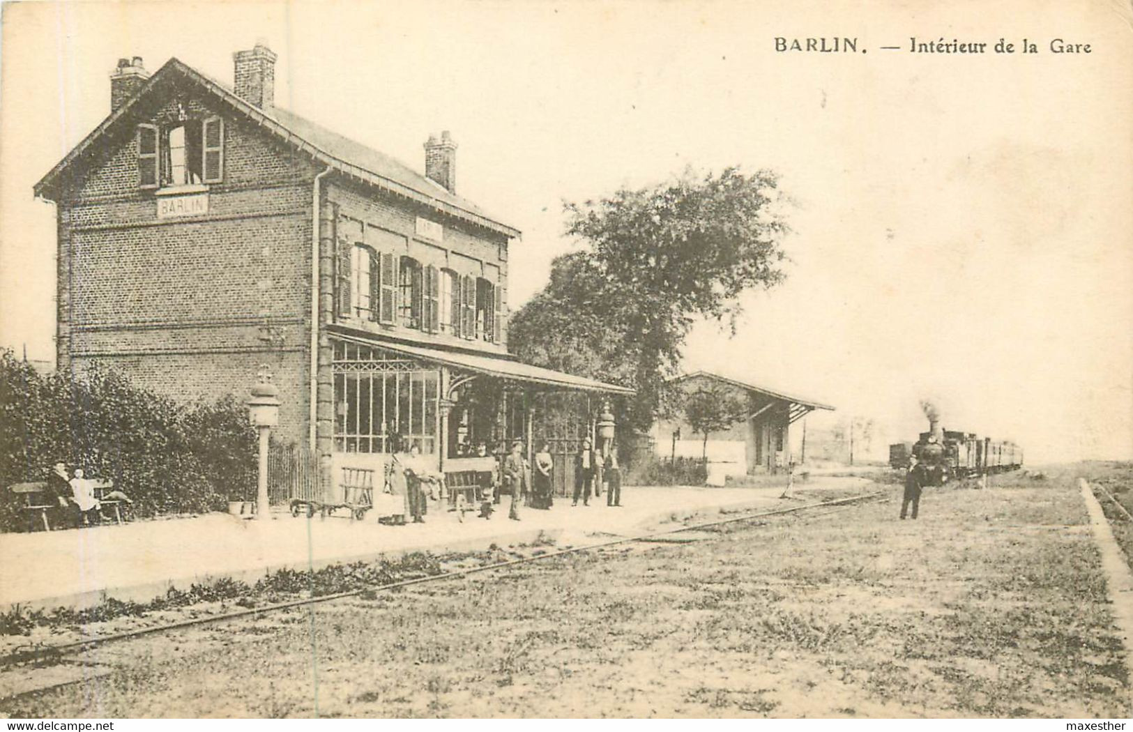 BARLIN la gare