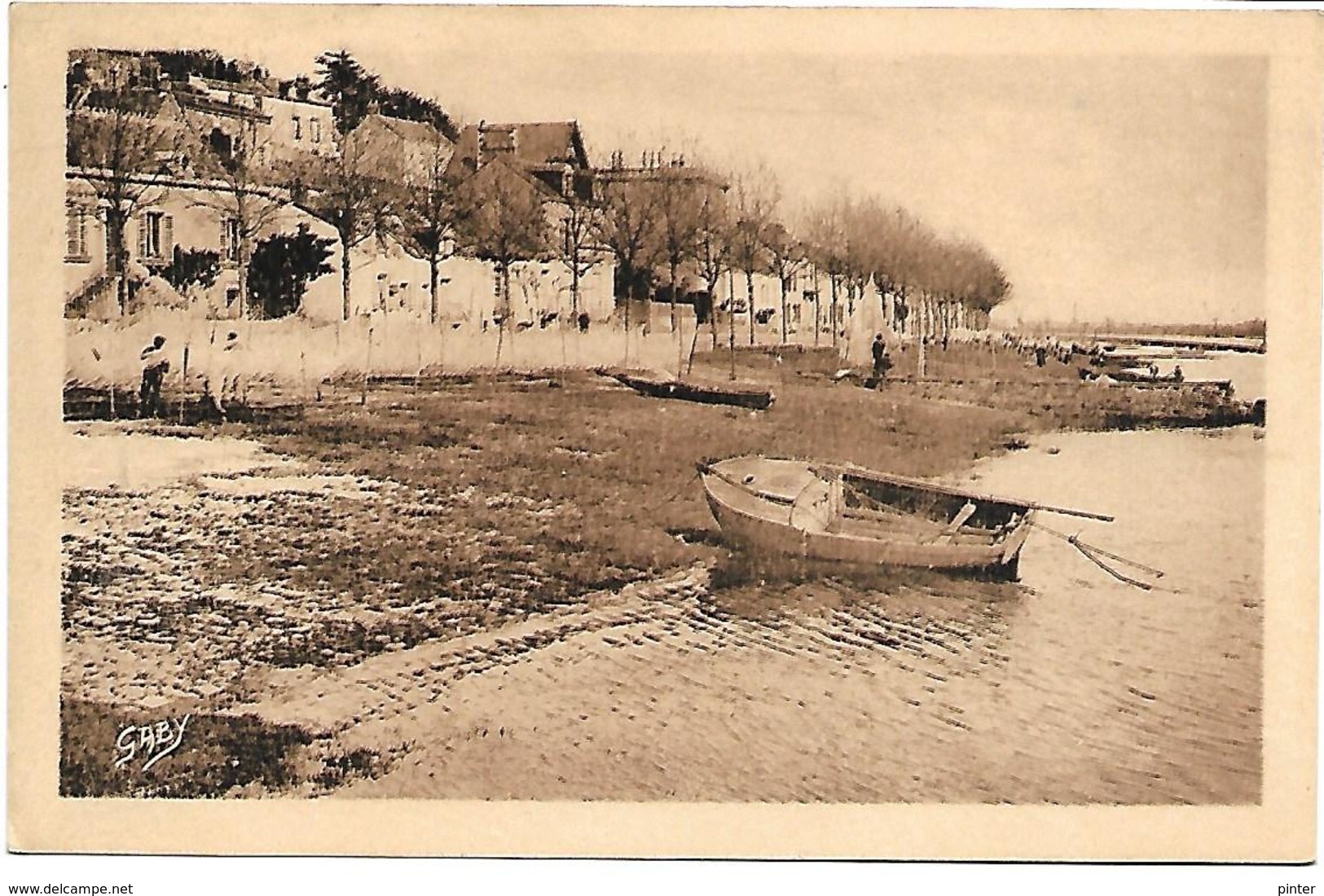 BASSE INDRE - Les quais