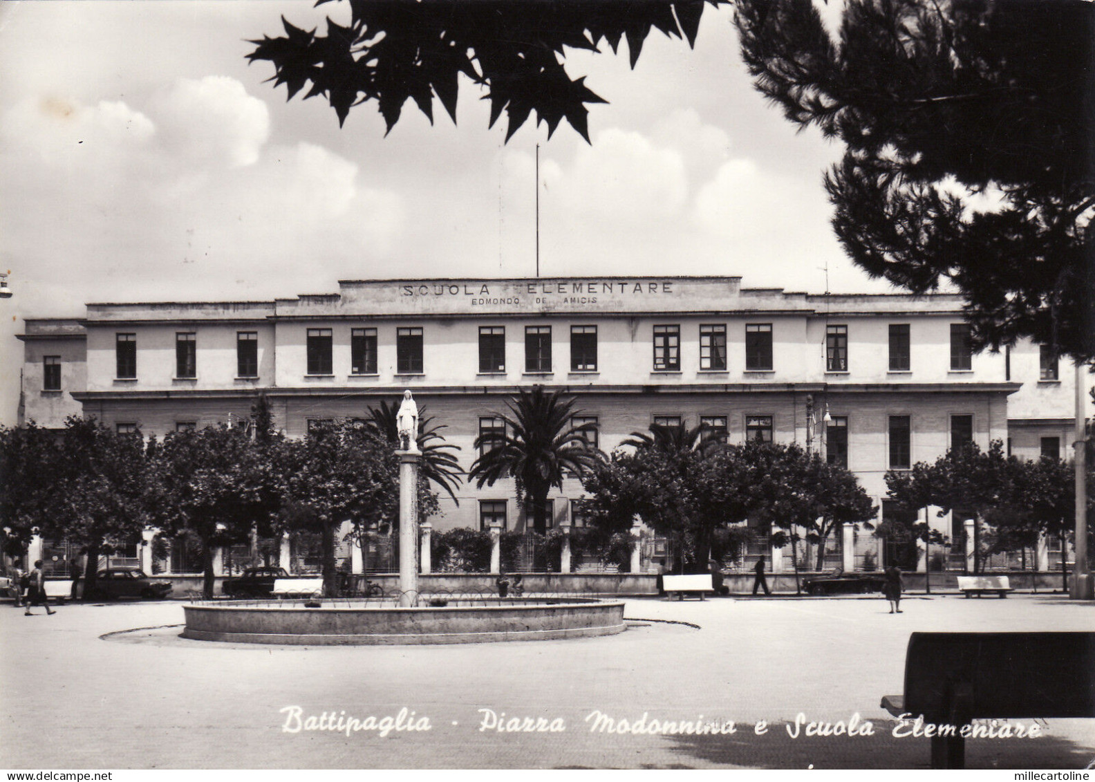 #BATTIPAGLIA: PIAZZA MADONNINA E SCUOLA ELEMENTARE