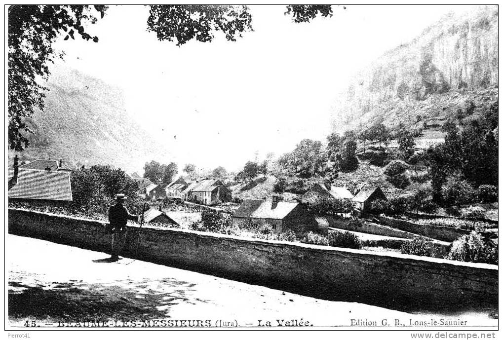 BAUME LES MESSIEURS - La Vallée