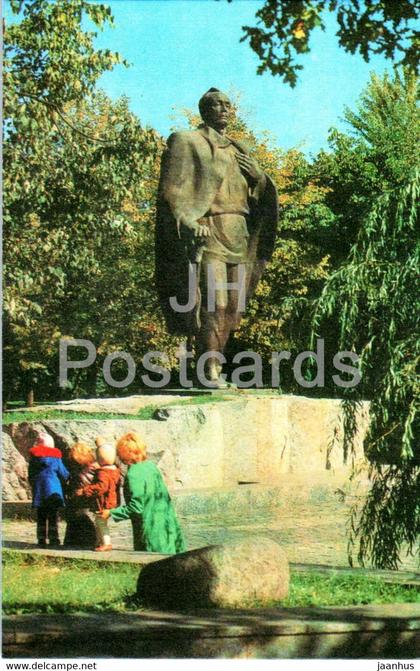 Minsk - monument to Belarus poet Yanka Kupala - 1977 - Belarus USSR - unused
