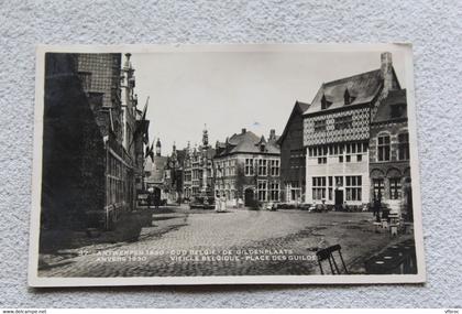 A633, Cpa 1930, Anvers, vieille Belgique, place des Guilde, Belgique