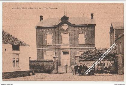 CPA La Bruyère Beauvechain - L'école communale - Circulée 1937 - Divisée - Edit J. Rosseels-Henry - Cachet Beauvechain