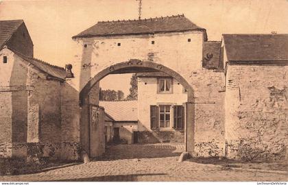 BELGIQUE - Chastre - Villeroux (Brabant) - Ferme Thirion occupée par M Bouvier - Carte Postale