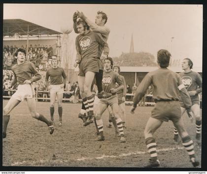 DEERLIJK. FOTO 15 X 12 CM / VOETBAL 1973. DEERLIJK - ZWEVEGEM