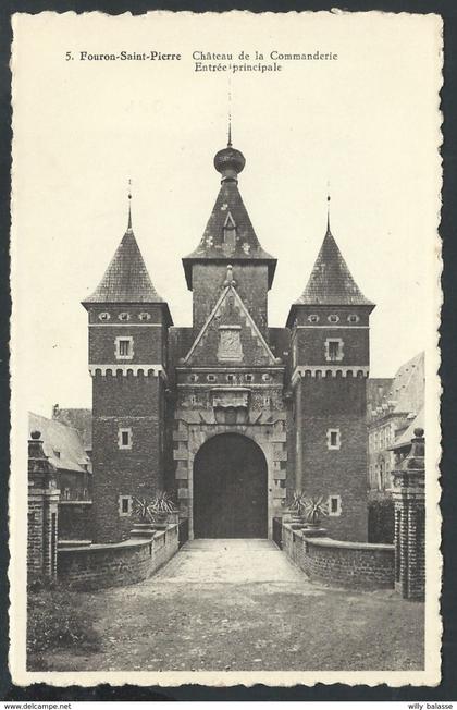 +++ CPA - FOURON SAINT PIERRE - VOEREN - Château de la Commanderie - Entrée principale  //