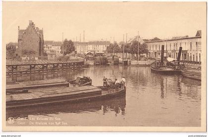 Gent - De Sluizen van het Sas - & boat