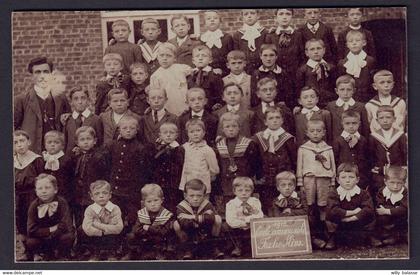 +++ Photo sur Carton - Ecole Communale FEXHE SLINS - Juprelle - Classe d'Elèves - 1913   //