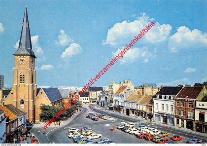 Grand'Place et Eglise St. Barthélémy - Moeskroen Mouscron