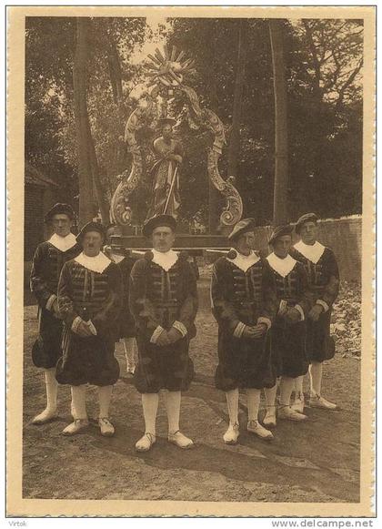 Opwijk : St. Paulus processie  : Beeld van St. Paulus gebeeldhouwd in 1628 door Mechelaar  ( groot formaat )