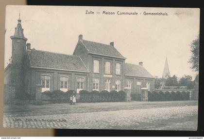 ZULTE      MAISON COMMUNALE                 2 SCANS