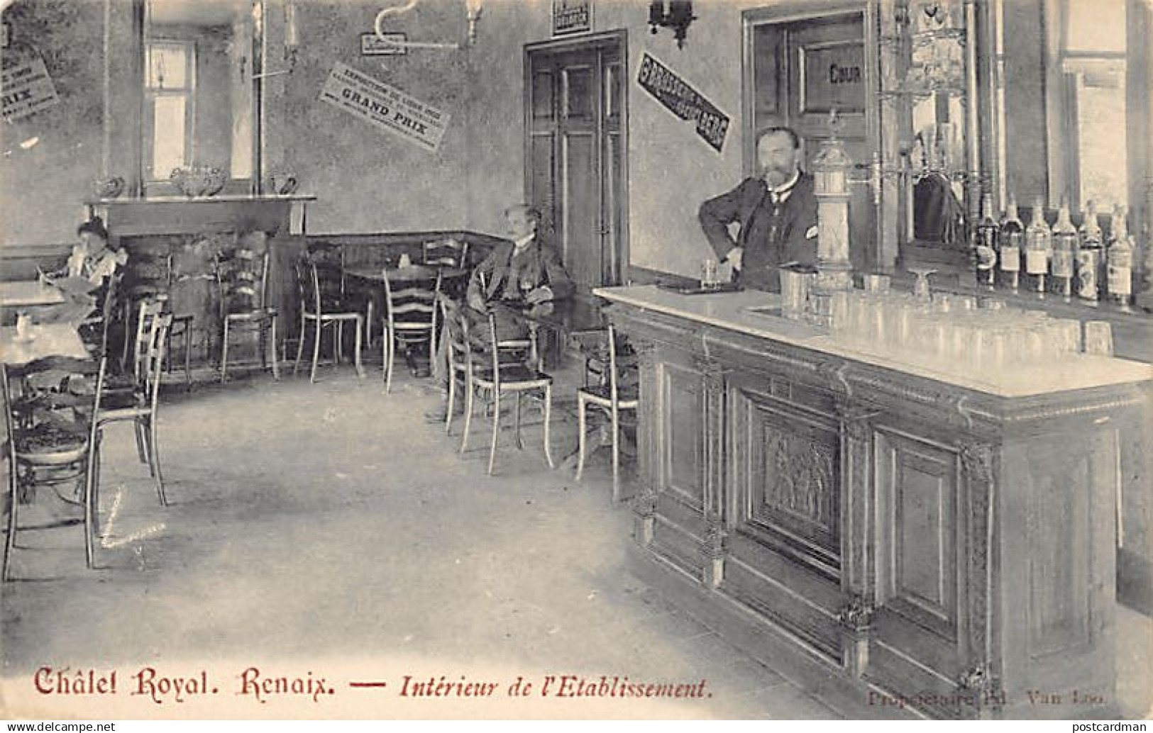 België - RONSE Renaix (O. Vl.) Chalet Royal - Intérieur de l'établissement - Bar - Bière