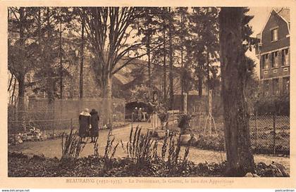 Belgique - BEAURAING (Namur) Le pensionnat, la grotte, le lieu des apparitions (1932-1933)