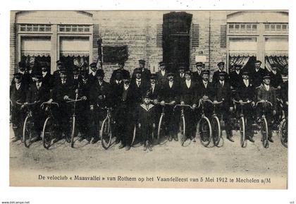 Rothem  Rotem   Dilsen-Stokkem   De veloclub Maasvallei op het Vaandelfeest van 5 mei 1912 te Maasmechelen