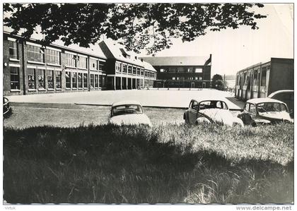 Gedinne :  Ecole Moyenne de l'etat  (  grand format  )  old cars  Kever VW