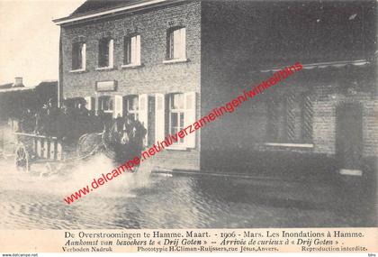 De overstroomingen te Hamme Maart 1906 - Aankomst van bezoekers te Drij Goten - Hamme