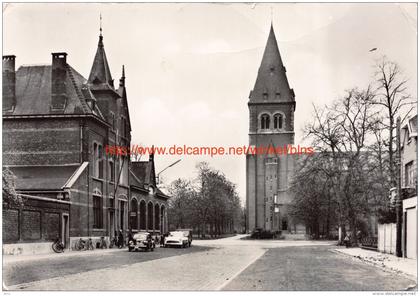 Posterijen en Kerk - Leopoldsburg