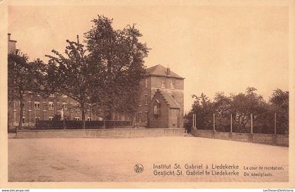 BELGIQUE - Gesticht St Gabriel te Liedekerke - De speelplaats - cour - récréation - Ste Vierge - Carte Postale Ancienne