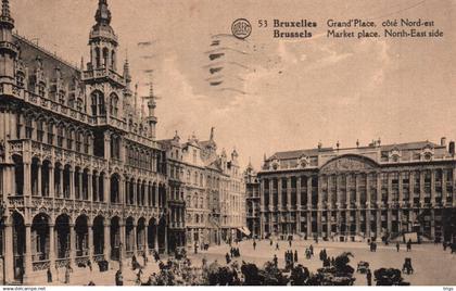 Bruxelles - Grand'Place (Côté Nord Est)