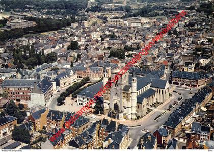 Vue générale et la collégiale - Nivelles Nijvel