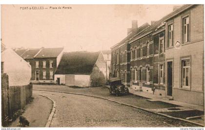 cpa Pont à Celles Place du Marais (véhicule)