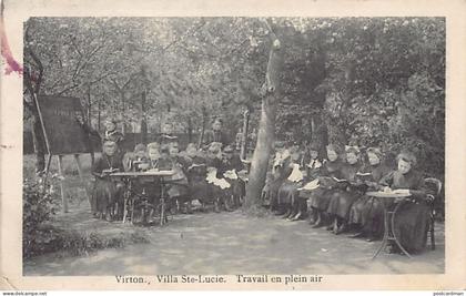 VIRTON (Lux.) Villa Sainte-Lucie, Travail en plein air