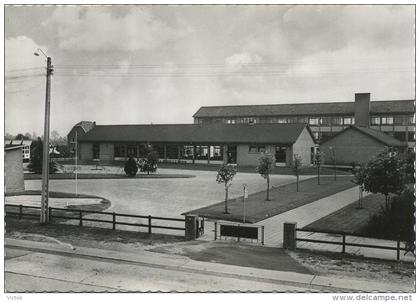 Zonhoven :  Rijkslagerde- en middelbare scholen  ( groot formaat  15 x 10 cm ) uig. drukkerij Bongaerts