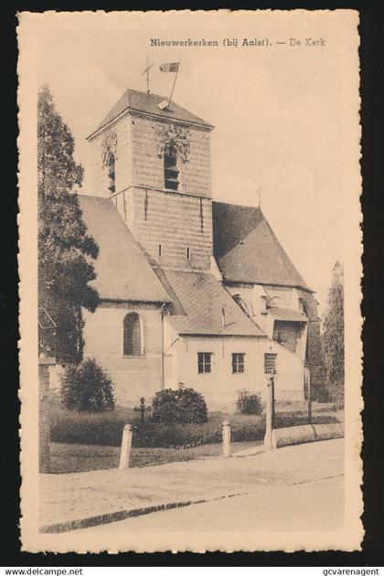 NIEUWERKERKEN              EEN KERK