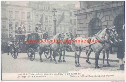 1910 Bezoek Burgemeester Londen. Aankomst aan stadhuis