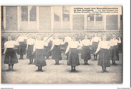 CPA Belgique Bruxelles Institut Royal des Sourdes et Muettes et des Aveugles la Gymnastique