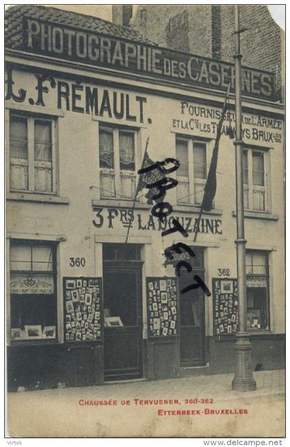 Etterbeek :  chaussée de Tervueren - photographie des casernes  ( scans pour detail etat )