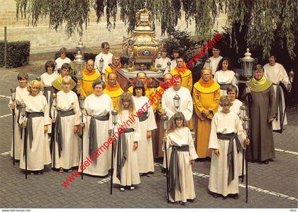 St. Pauluspaardenprocessie - de St. Paulusrelikwie - Opwijk