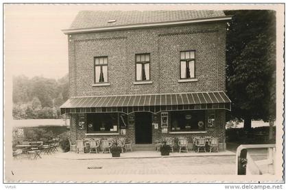 Aulne Abbaye   :   villa des touristes  :  café de l'écluse   ( reclame bière BASS Pale-ale ........................ )