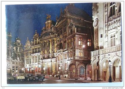 BRUXELLES, Un coin de la Grand´Place la nuit