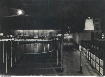 Postcard Belgium Bruxelles 1958 International Expo Pavilions of Holy See and USA by night